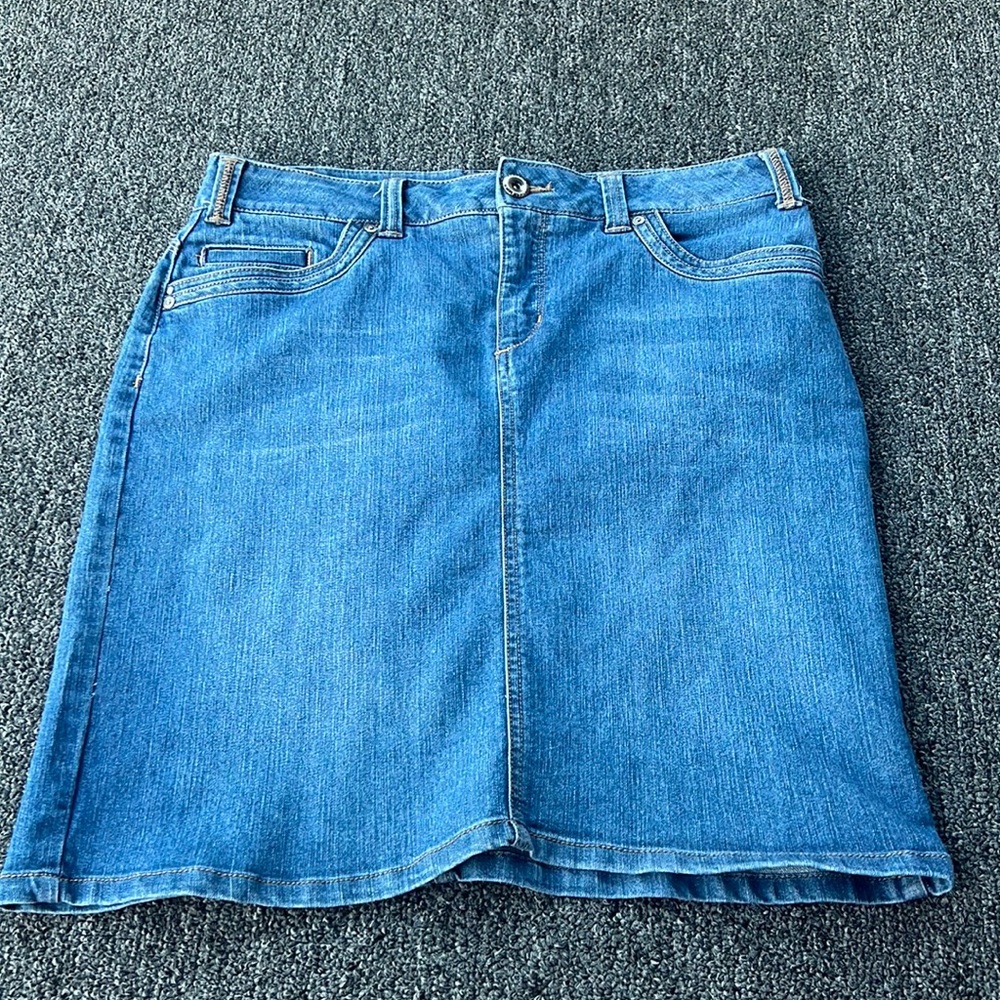 Women’s jean skirt.